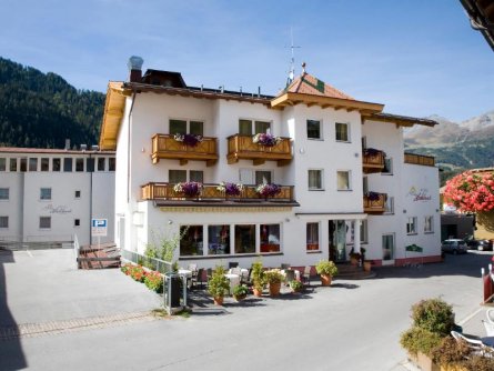 hotel hochland nauders (1)