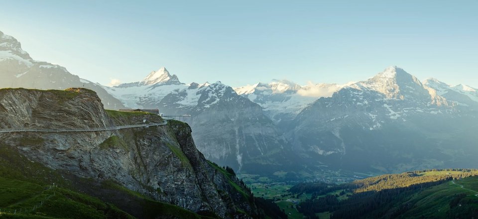 grindelwald first sommer cliff walk eiger moench jungfrau region berner oberland zwitserland tourismus jungfrau 